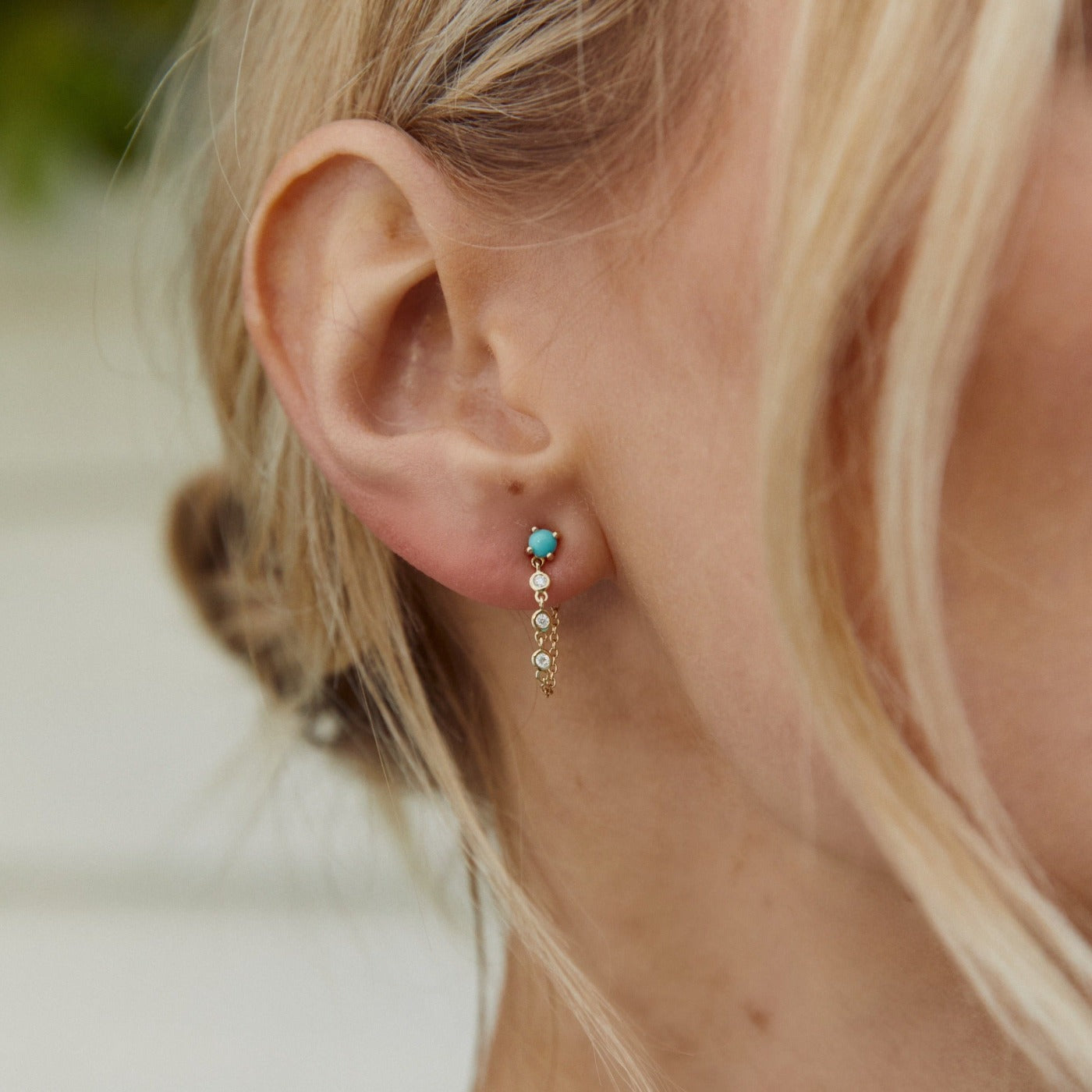 Single Turquoise Stud with Diamond Chain